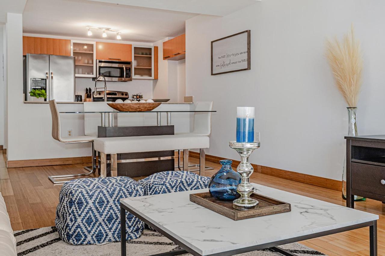 Lovely Condo With City & Ocean Views. Sleep Up To 6 People! Miami Esterno foto
