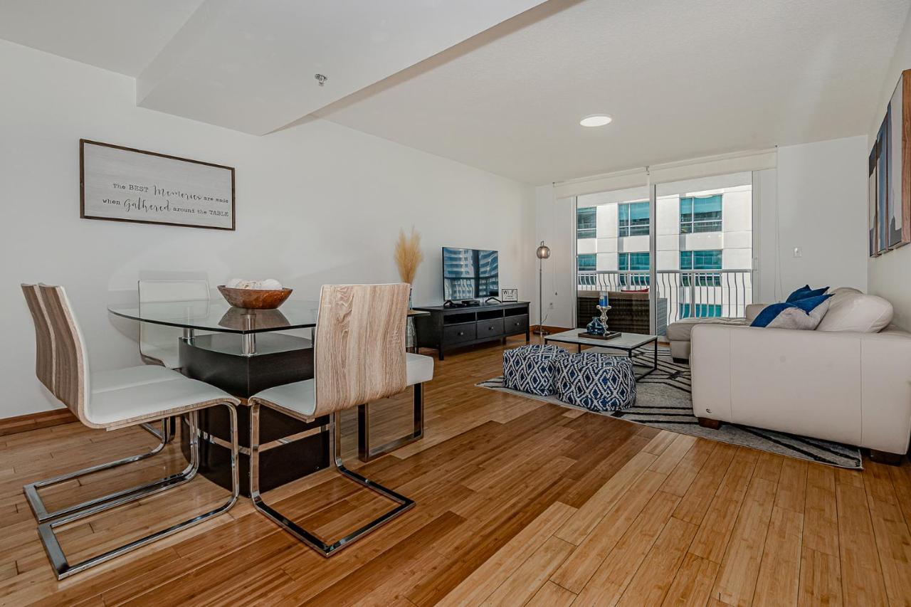 Lovely Condo With City & Ocean Views. Sleep Up To 6 People! Miami Esterno foto