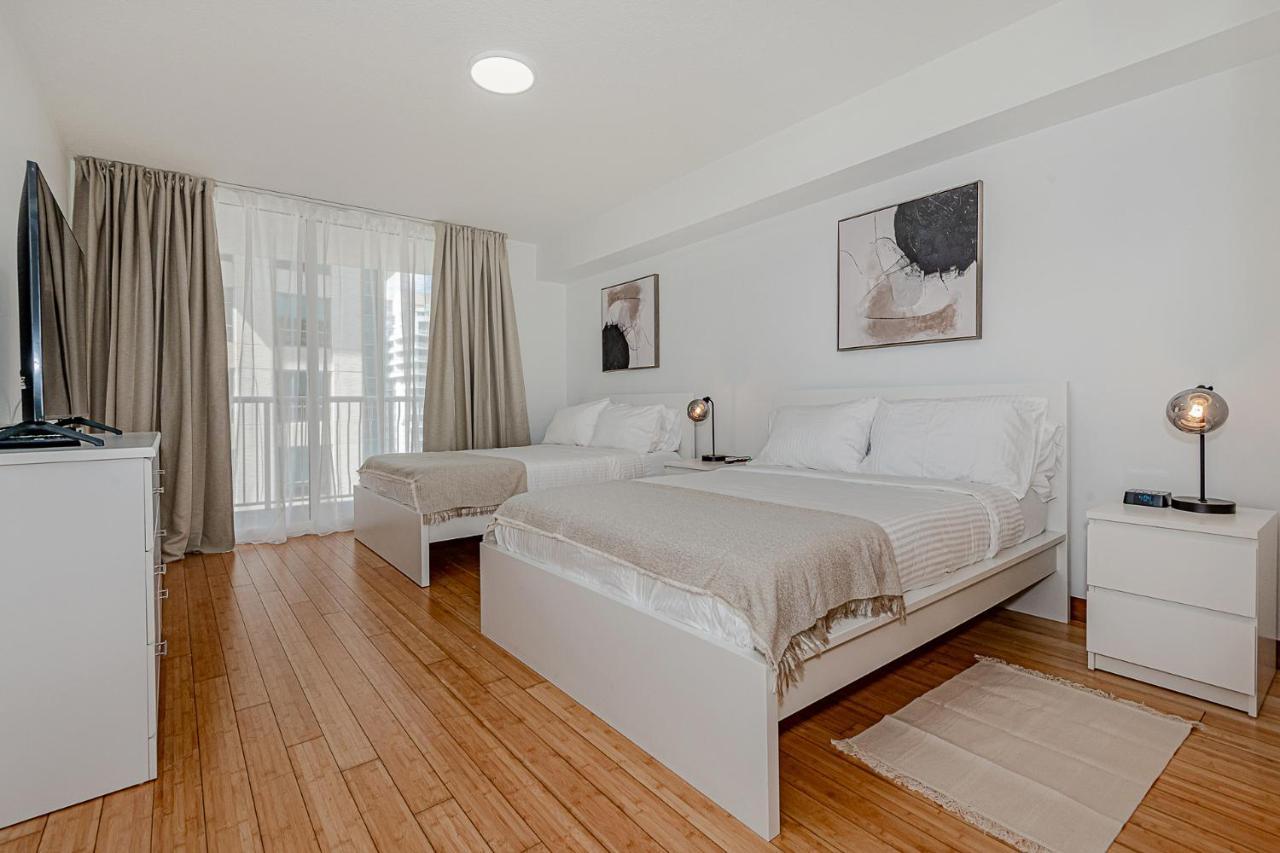 Lovely Condo With City & Ocean Views. Sleep Up To 6 People! Miami Esterno foto