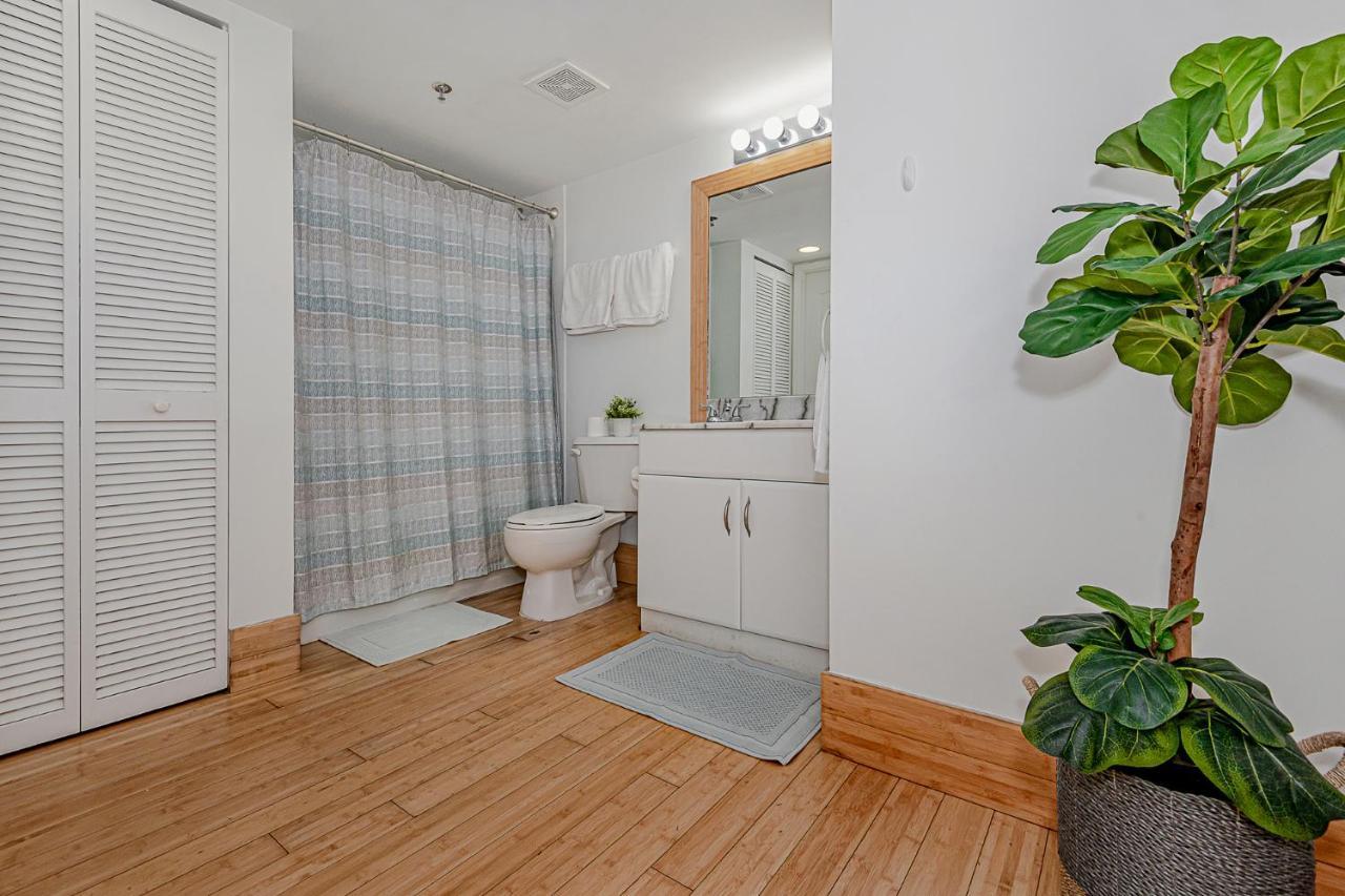 Lovely Condo With City & Ocean Views. Sleep Up To 6 People! Miami Esterno foto